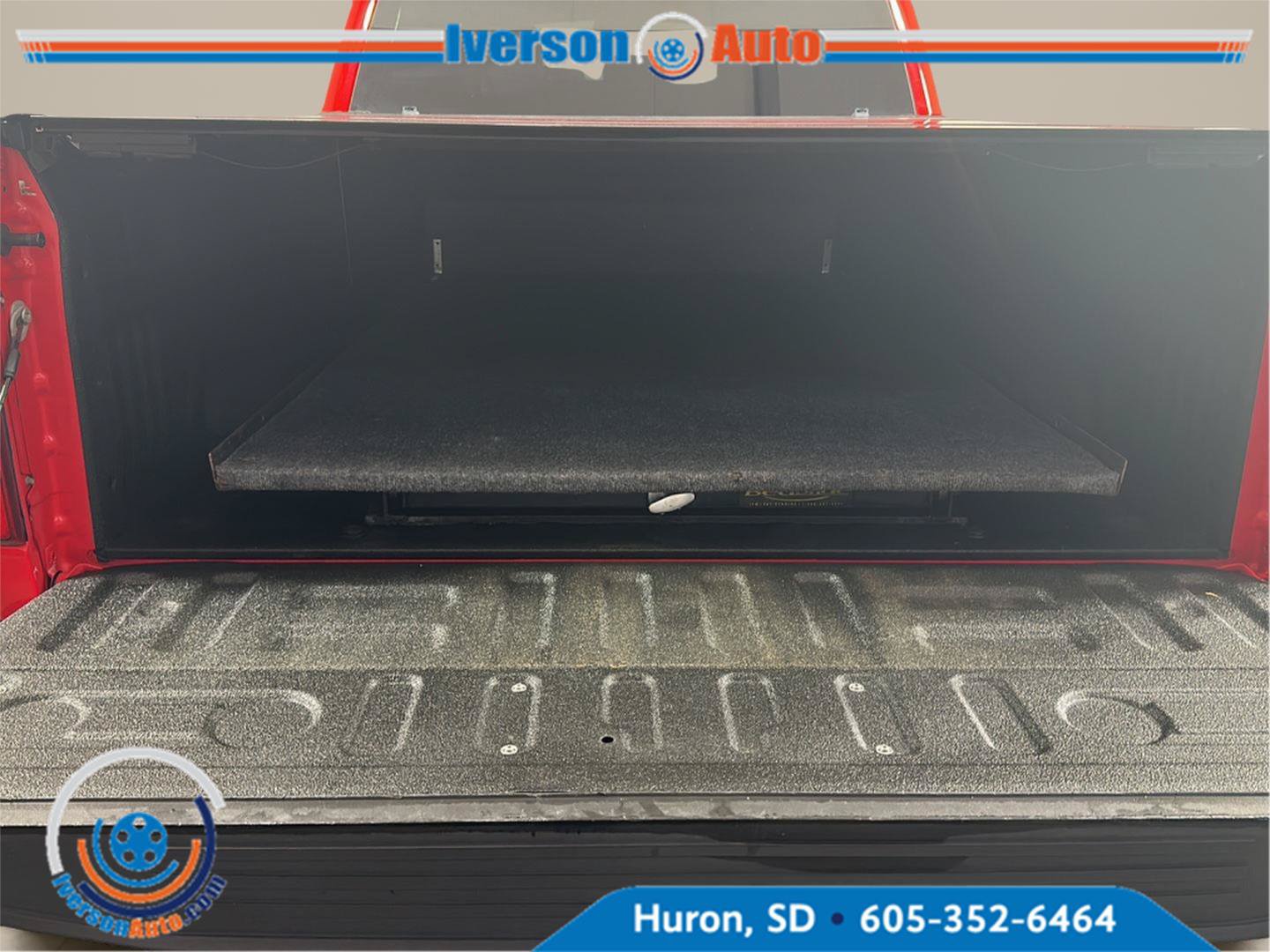 Used 2017 Ford F150 XLT AWD/4WD image 9