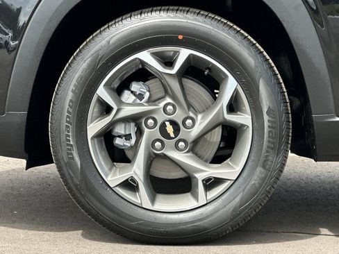 New 2026 Chevrolet Trax LT FWD image 25