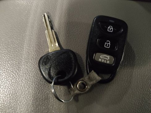 Used 2018 Hyundai Elantra SEL FWD image 32