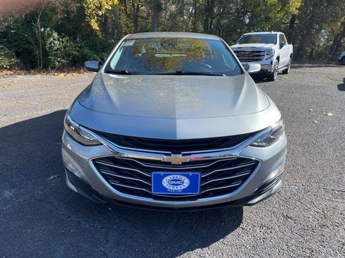 Used 2024 Chevrolet Malibu LT image 8