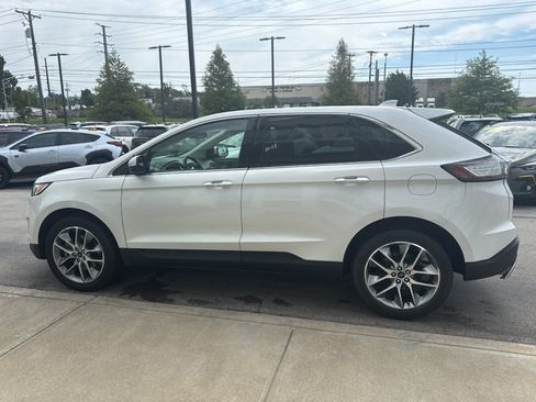 Used 2016 Ford Edge Titanium w/ Equipment Group 301A FWD image 6