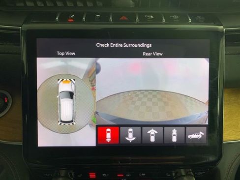 Used 2022 Jeep Grand Cherokee L Summit w/ Advanced Protech Group IV image 10