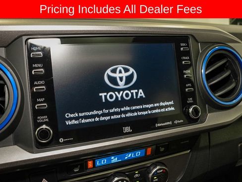 Used 2022 Toyota Tacoma Limited AWD/4WD image 12