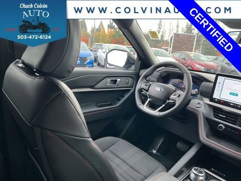 Certified 2025 Ford Explorer ST-Line w/ ST-Line Street Pack image 26