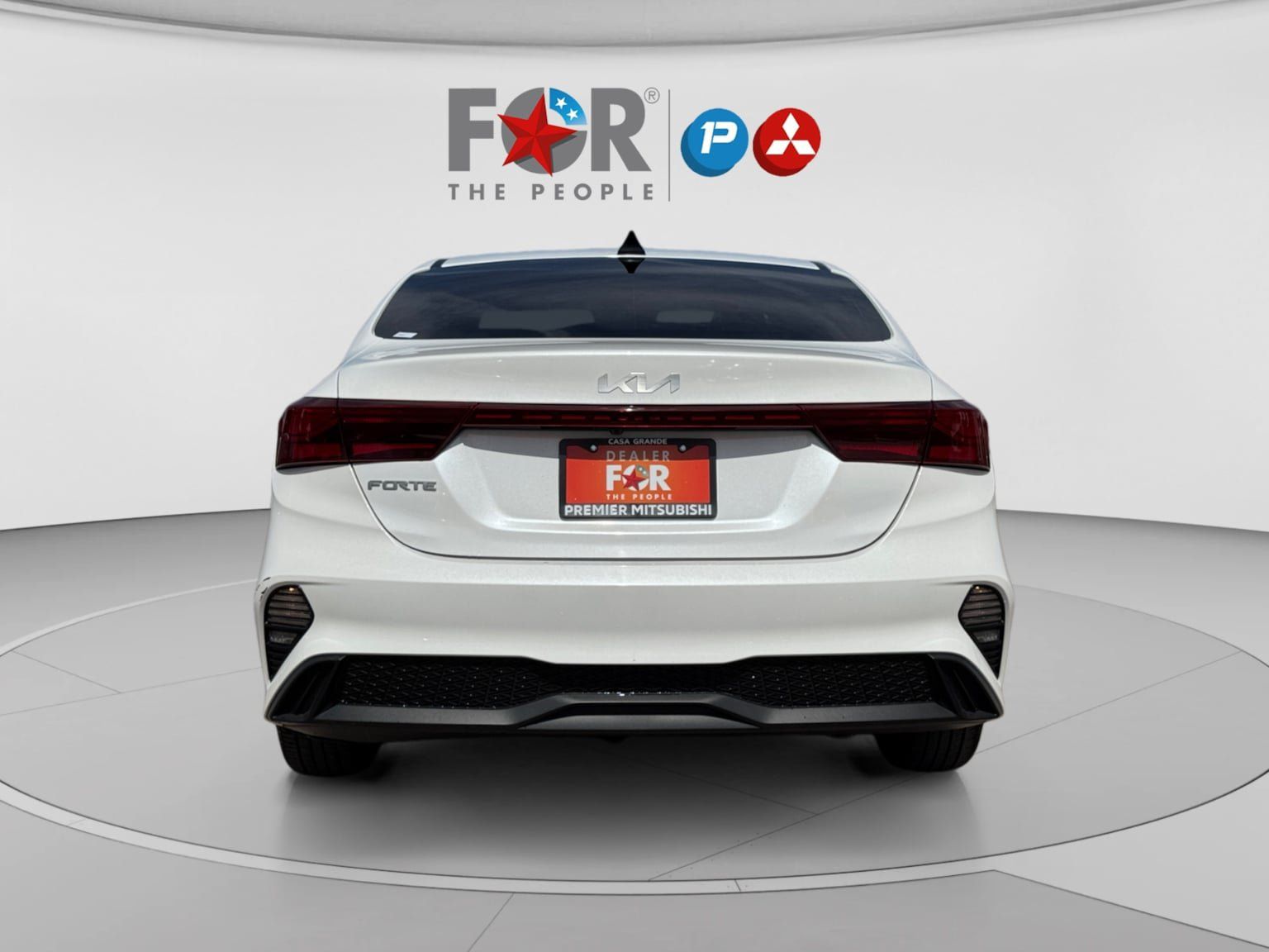 Used 2024 Kia Forte LXS FWD image 4