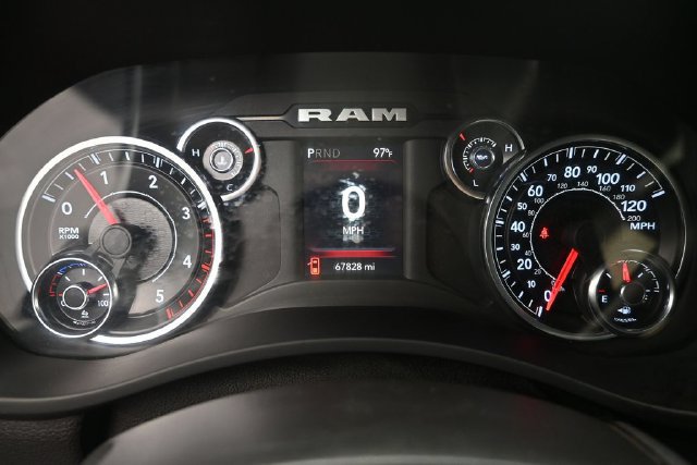 Used 2022 RAM 2500 Big Horn w/ Cold Weather Group AWD/4WD image 6
