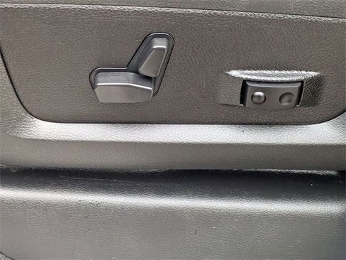 Used 2024 RAM 2500 Limited image 14