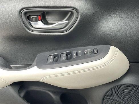 New 2026 Honda HR-V LX image 21