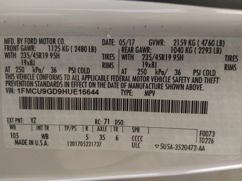 Used 2017 Ford Escape SE w/ Equipment Group 201A image 33