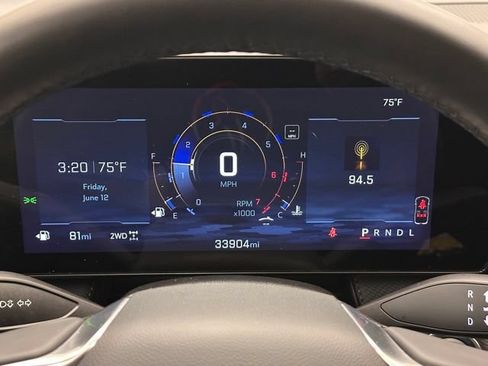 Used 2025 Chevrolet Equinox LT w/ Convenience Package II AWD/4WD image 11