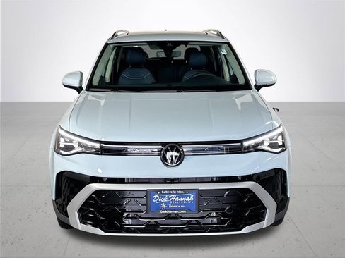 New 2025 Volkswagen Taos SEL image 3