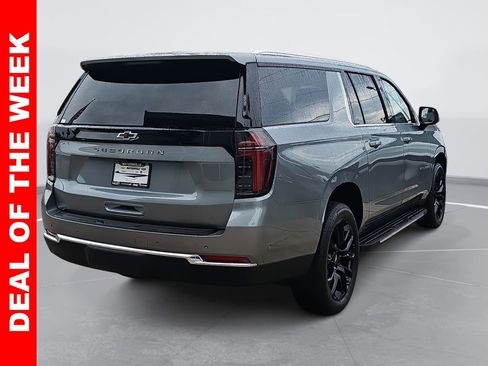 New 2026 Chevrolet Suburban LS image 3