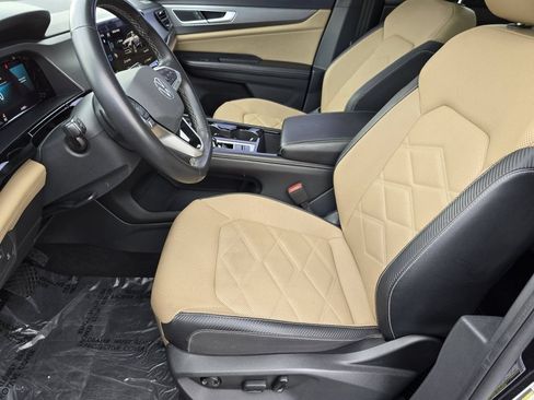 Used 2024 Volkswagen Atlas Cross Sport SE w/ Panoramic Sunroof Package AWD/4WD image 34