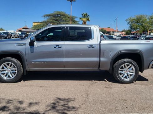 Used 2021 GMC Sierra 1500 SLT w/ X31 Off-Road Package AWD/4WD image 5