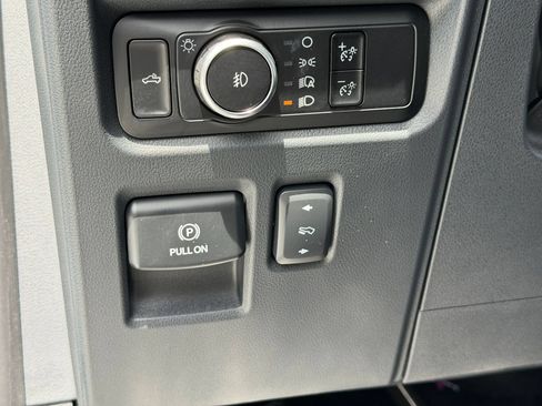 Used 2023 Ford F150 Raptor w/ Equipment Group 802A Raptor R AWD/4WD image 19