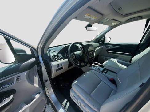 Certified 2022 Honda Pilot Special Edition image 9