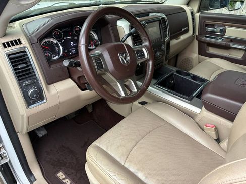 Used 2014 RAM 3500 Laramie w/ Convenience Group image 10