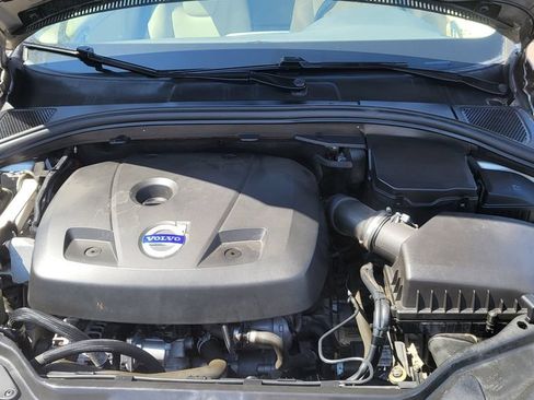 Used 2015 Volvo XC60 T5 Premier w/ Protection Package FWD image 40