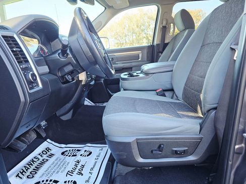 Used 2018 RAM 1500 Big Horn image 13