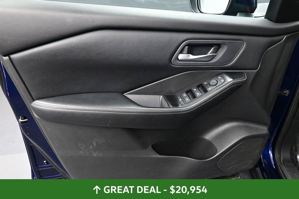 Used 2024 Nissan Rogue SV AWD/4WD image 30