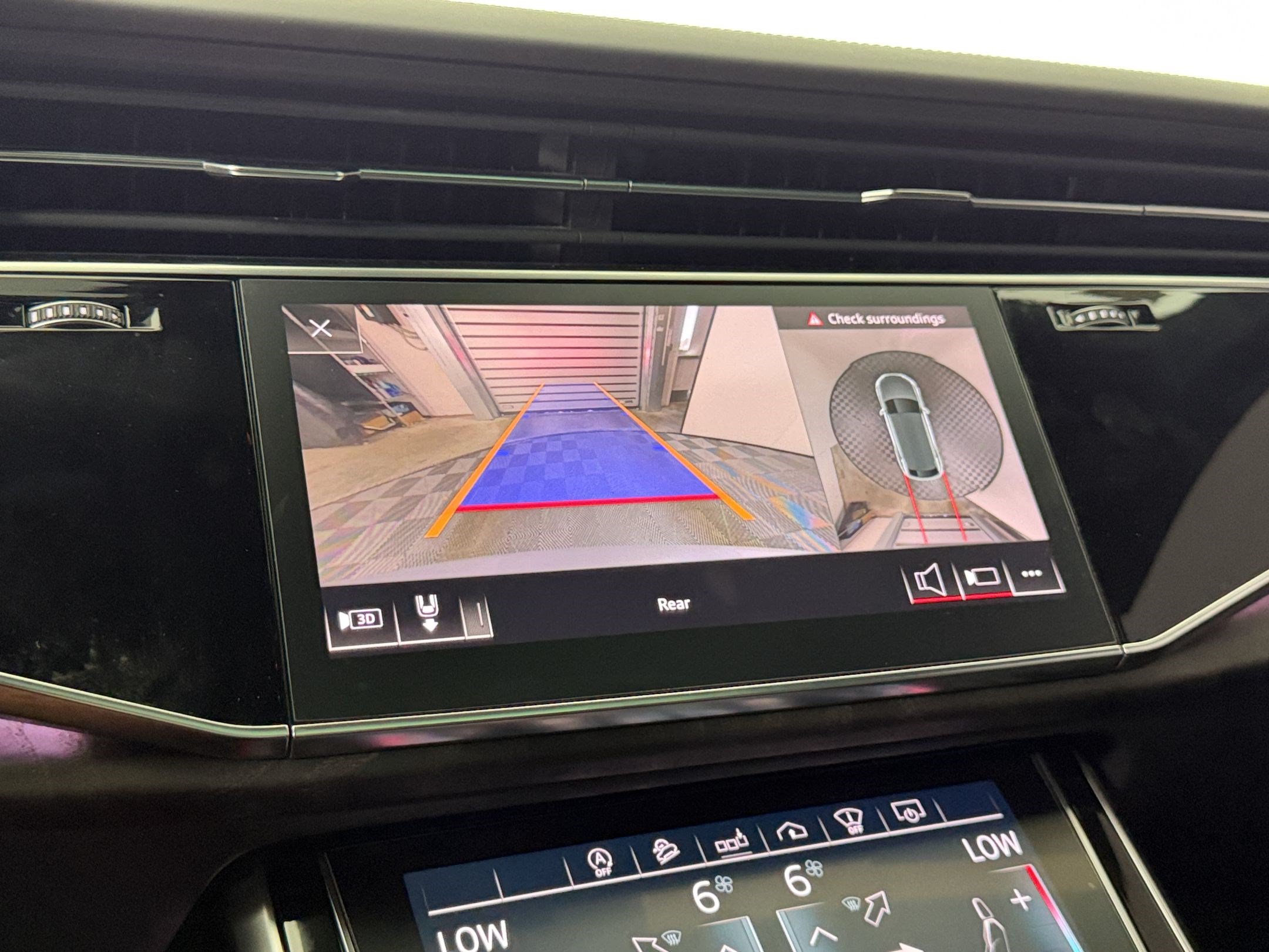 Used 2020 Audi Q8 Prestige w/ Prestige Package AWD/4WD image 17