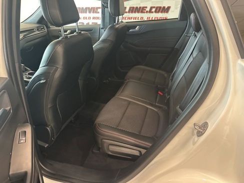 Used 2023 Ford Escape ST-Line w/ Tech Pack #1 AWD/4WD image 10