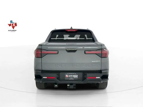 Used 2023 Hyundai Santa Cruz Night image 8