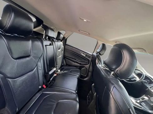 Used 2018 Ford Edge Titanium w/ Ford Safe & Smart Package FWD image 13