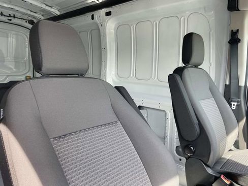 New 2026 Ford Transit 250 148 Medium Roof image 23