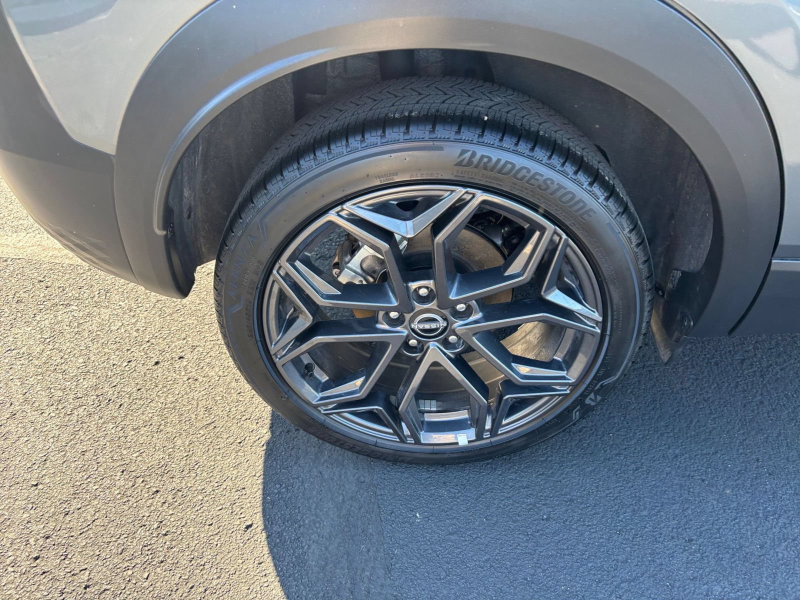 Used 2026 Nissan Kicks SR FWD image 28