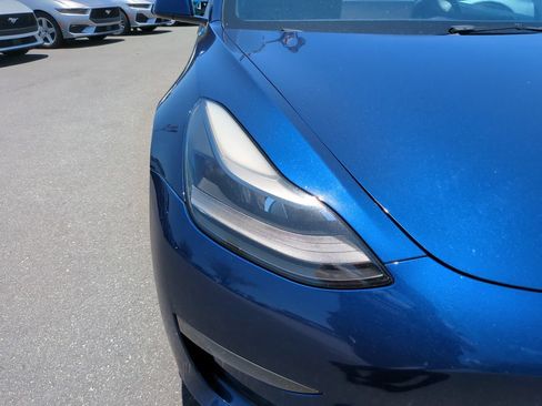 Used 2023 Tesla Model 3 Standard Range RWD image 12