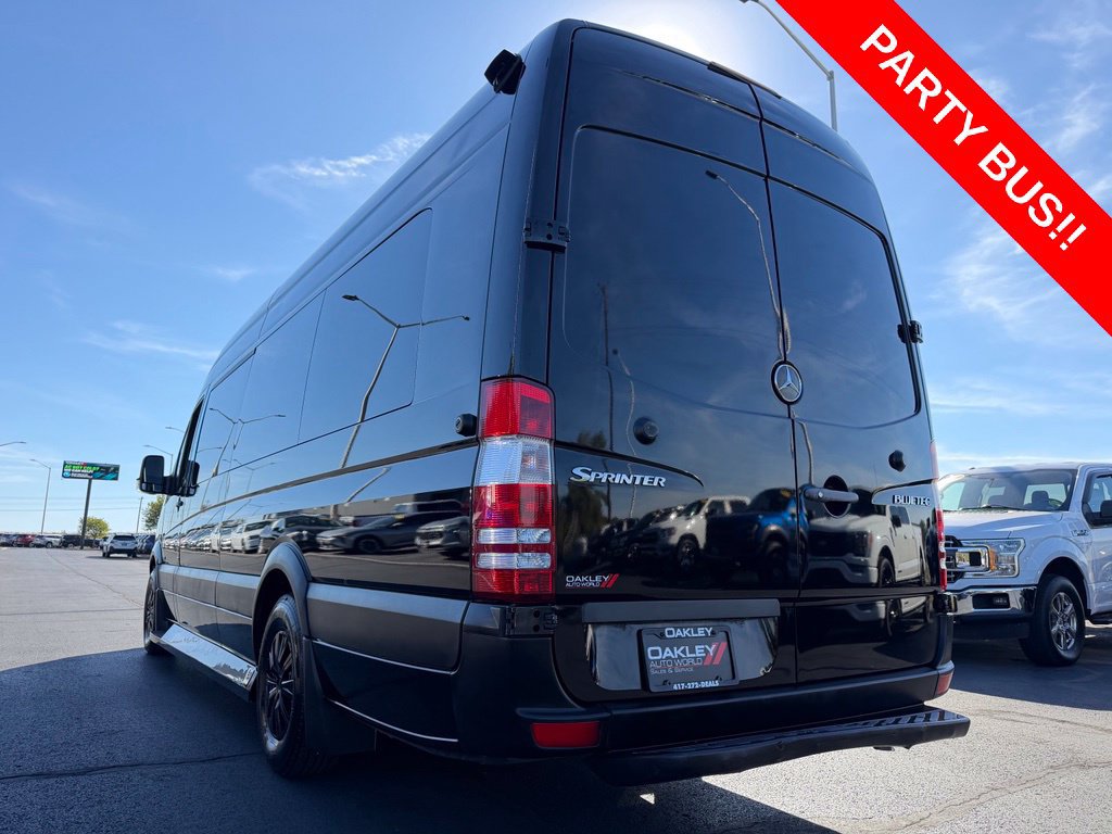 Used 2011 Mercedes-Benz Sprinter 2500 image 14