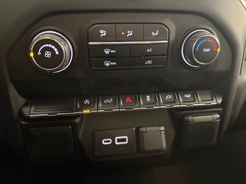 Used 2021 Chevrolet Silverado 1500 Custom w/ Safety Confidence Package image 22