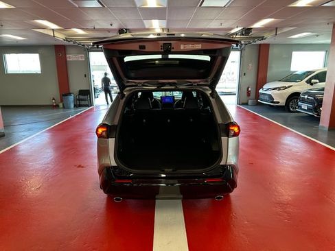 Used 2024 Toyota RAV4 XSE w/ Weather Package AWD/4WD image 25