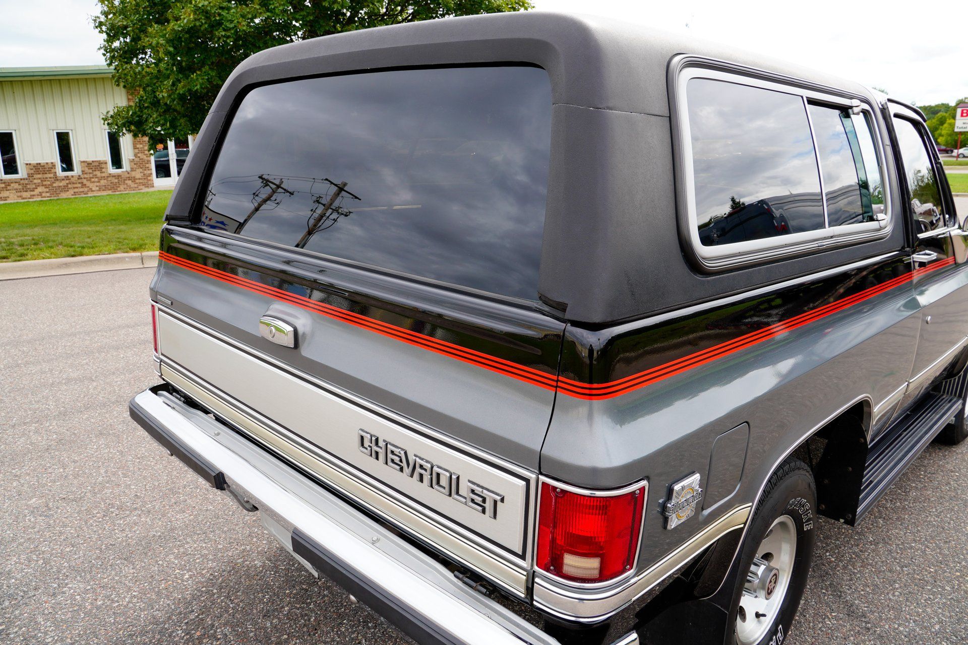 Used 1987 Chevrolet Blazer 4WD image 35