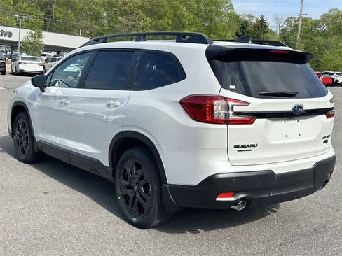 Used 2025 Subaru Ascent Bronze Edition image 33