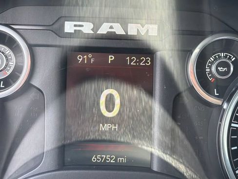 Used 2023 RAM 1500 Big Horn AWD/4WD image 30