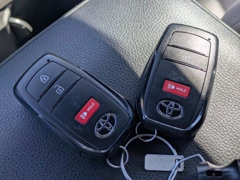 Used 2026 Toyota Tacoma TRD Off-Road image 29