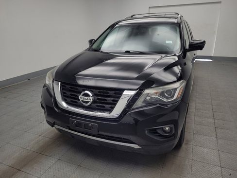 Used 2017 Nissan Pathfinder Platinum FWD image 15
