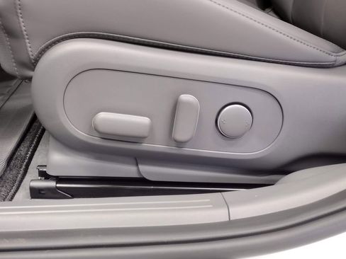 New 2026 Hyundai Ioniq 5 SEL AWD/4WD image 19
