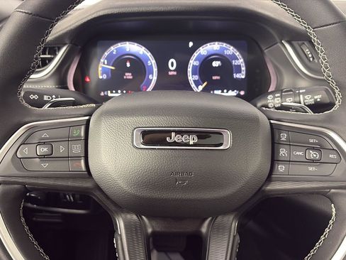 New 2026 Jeep Grand Cherokee L 4WD image 18