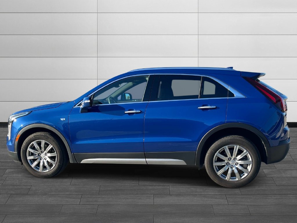 Certified 2023 Cadillac XT4 Premium Luxury FWD image 2