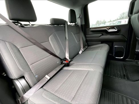 Used 2024 Chevrolet Silverado 2500 LT image 25