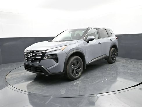 New 2026 Nissan Rogue SV w/ Cold Weather Package AWD/4WD image 8