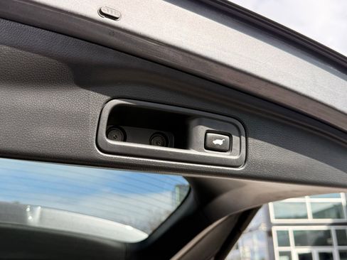 Used 2020 Honda Pilot Elite image 30