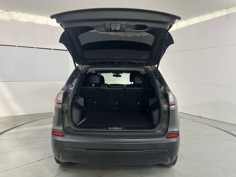 Used 2019 Jeep Cherokee Latitude Plus image 13