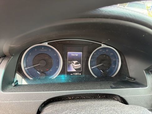 Used 2017 Toyota Camry FWD image 14
