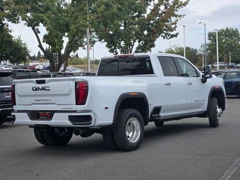 New 2026 GMC Sierra 3500 Denali Ultimate AWD/4WD image 4