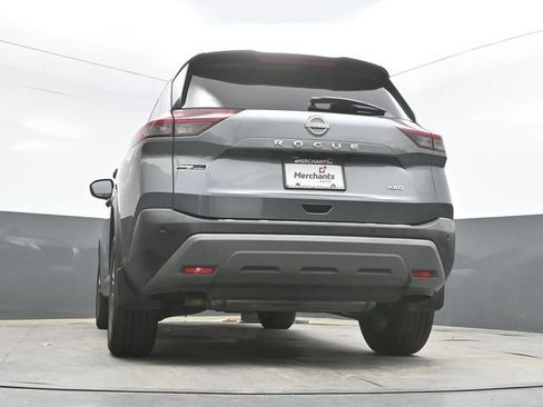 Used 2023 Nissan Rogue S AWD/4WD image 39