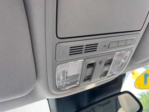 Used 2021 Honda CR-V EX-L image 27